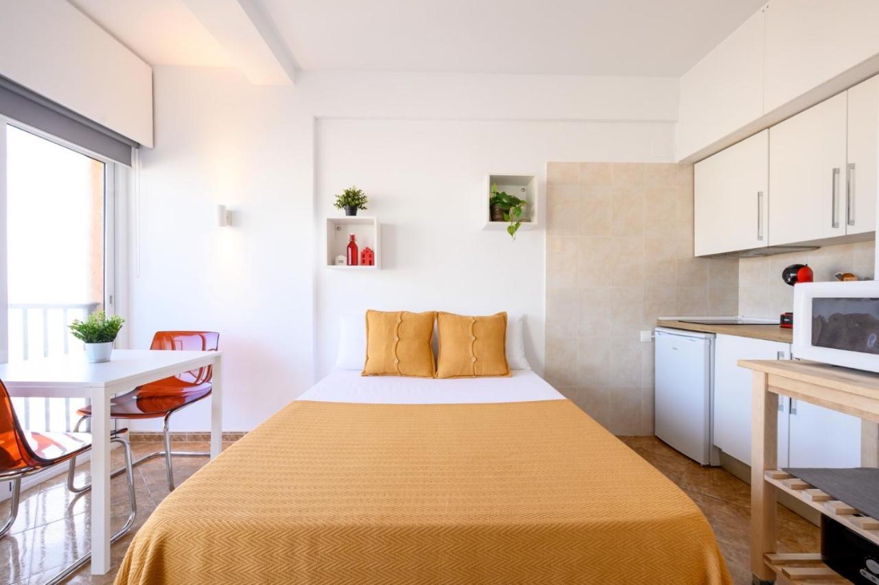 Sea & Mountain, Front Line, 1 Min To Beach By 10Tosea Fuengirola Ngoại thất bức ảnh