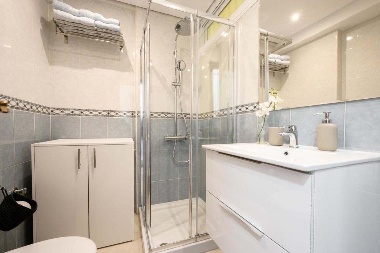 Sea & Mountain, Front Line, 1 Min To Beach By 10Tosea Fuengirola Ngoại thất bức ảnh